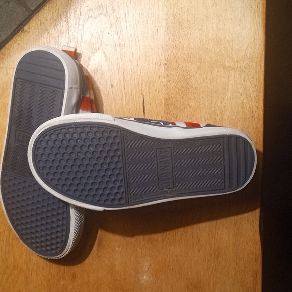 Kids old Navy Slip on sneakers. Size11 excellent condition Red white & blue - Picture 2 of 3